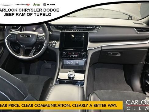 Used 2023 Jeep Grand Cherokee L Laredo RWD image 33