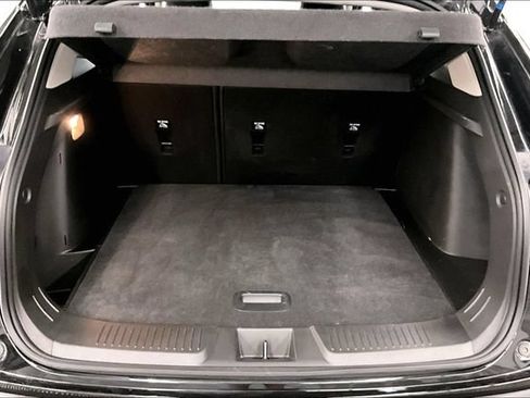 Used 2025 Chevrolet Trax ACTIV w/ Sunroof Package FWD image 41