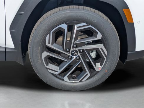 New 2026 Hyundai Tucson Limited image 35