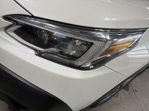 Used 2020 Subaru Outback Touring w/ Popular Package #2 image 10