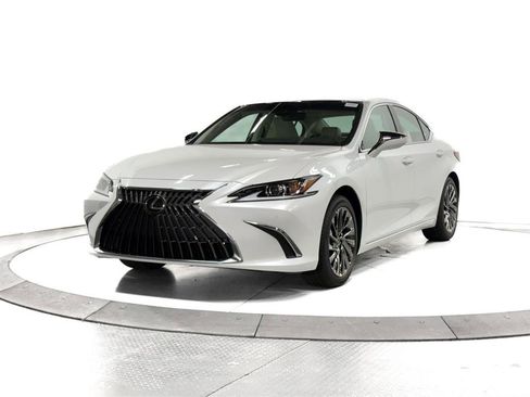 New 2025 Lexus ES 350 w/ Luxury Package image 3