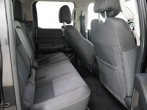 Used 2025 Nissan Frontier SV w/ SV Convenience Package AWD/4WD image 13