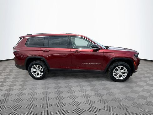 Used 2023 Jeep Grand Cherokee L Limited AWD/4WD image 5