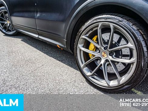Used 2023 Porsche Cayenne Turbo GT AWD/4WD image 13