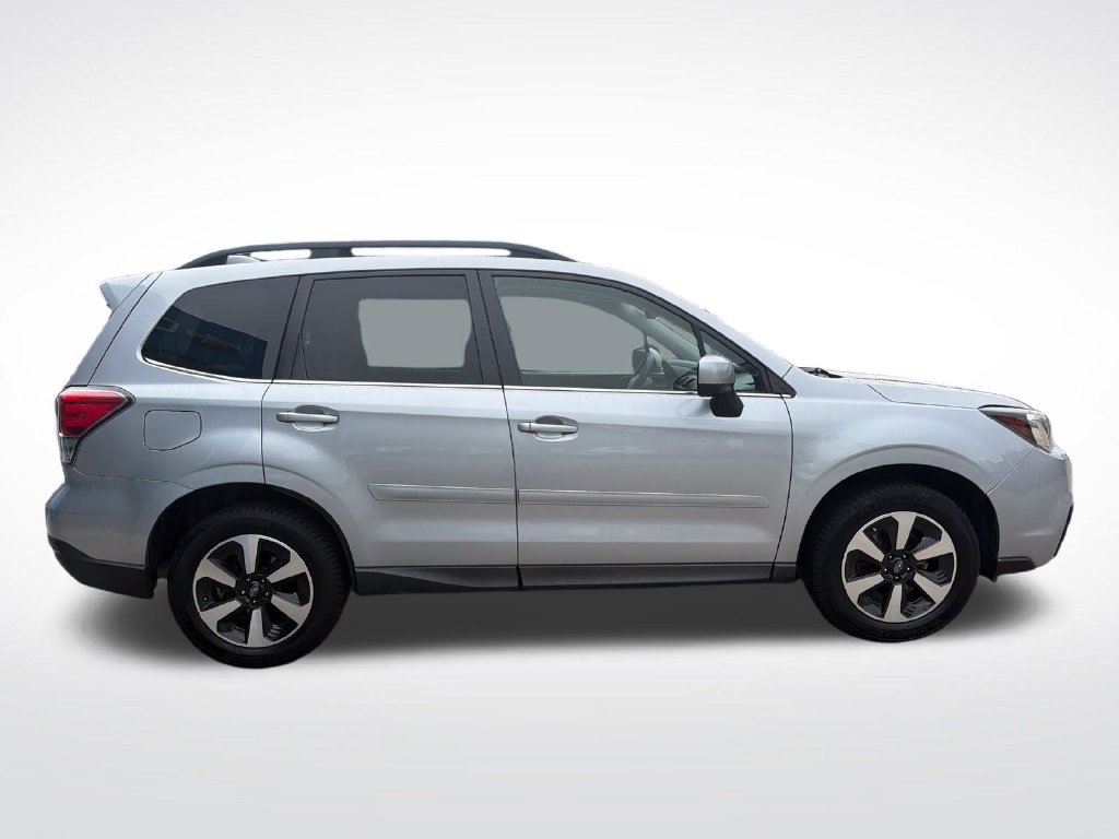 Used 2018 Subaru Forester 2.5i Limited AWD/4WD image 6