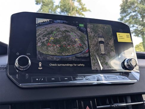 New 2025 Mitsubishi Outlander SE image 23