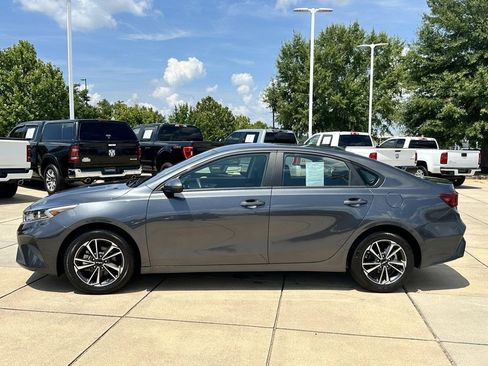 Used 2024 Kia Forte LXS image 13