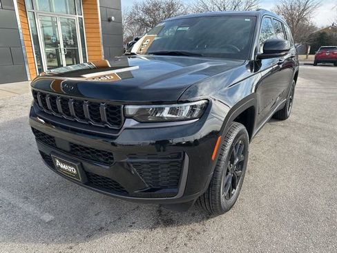 New 2026 Jeep Grand Cherokee L 4WD image 2
