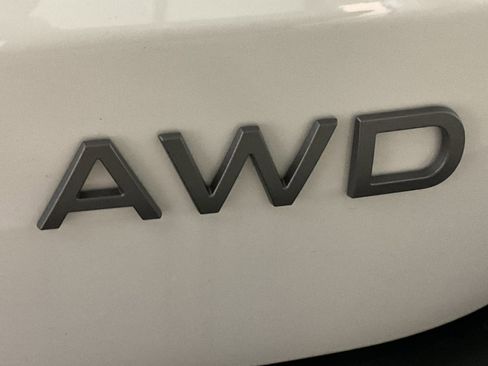 Used 2026 Nissan Kicks SV w/ SV Premium Package image 8