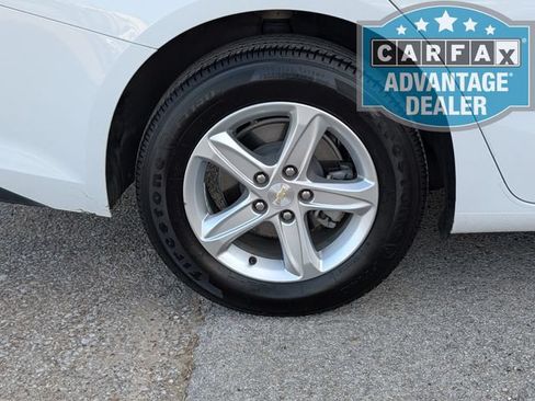 Used 2025 Chevrolet Malibu LS FWD image 4