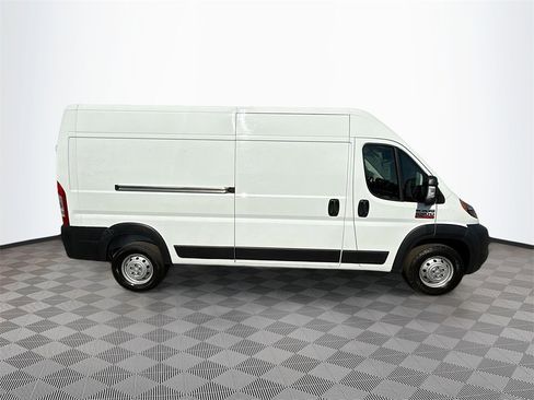 Used 2022 RAM ProMaster 2500 image 9