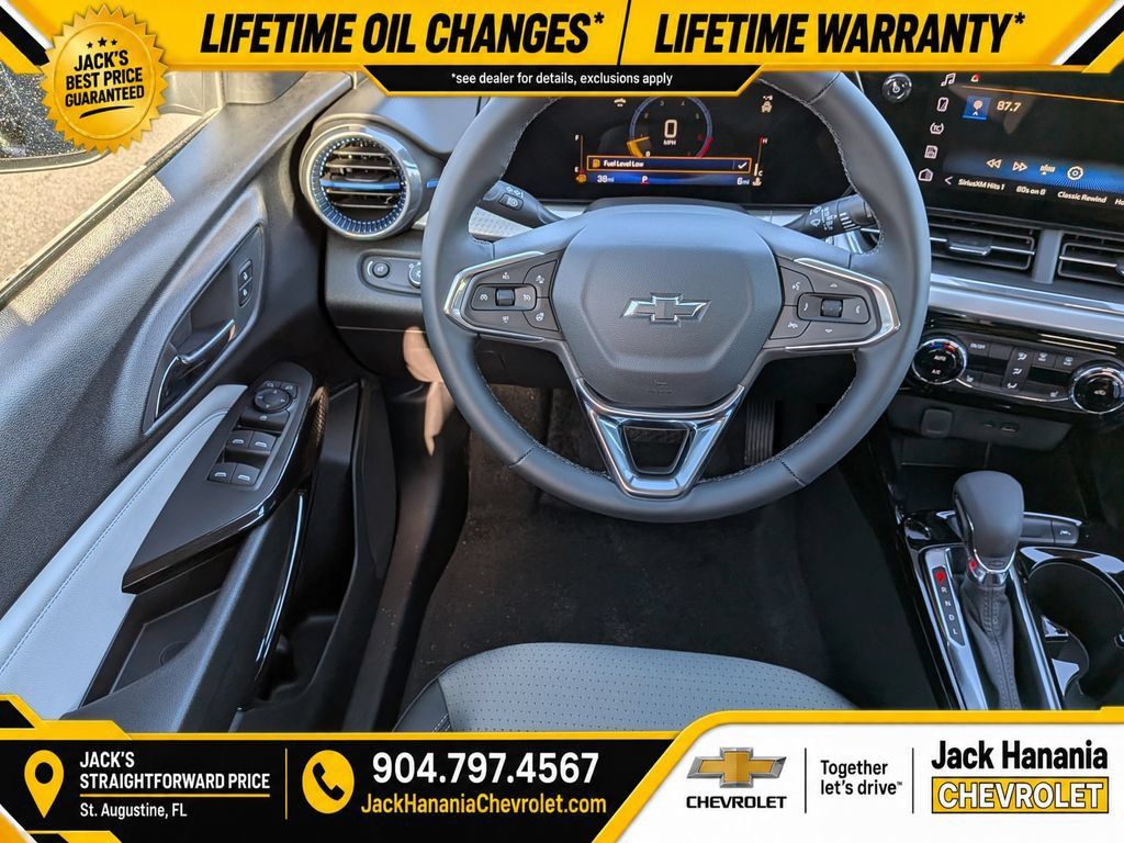 New 2026 Chevrolet Trax LT w/ Driver Confidence Package FWD image 15