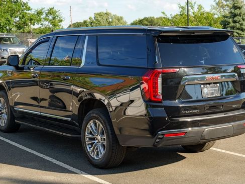 Used 2024 GMC Yukon XL SLT w/ SLT Premium Package AWD/4WD image 6