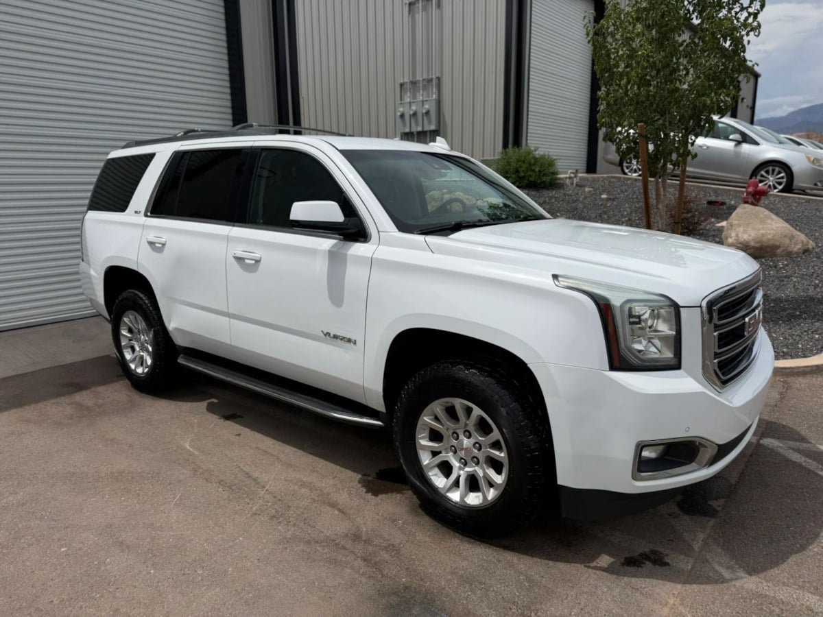 Used 2019 GMC Yukon SLT AWD/4WD image 12