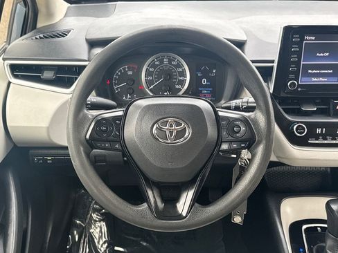 Used 2021 Toyota Corolla LE FWD image 12