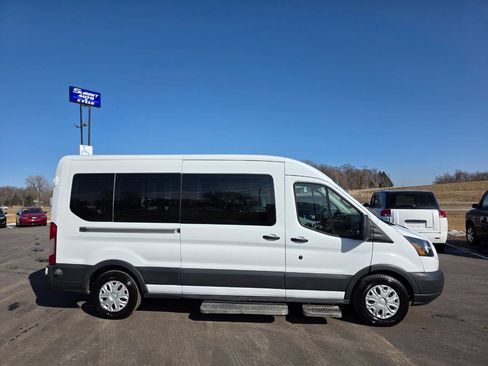 Used 2015 Ford Transit 350 XL image 5