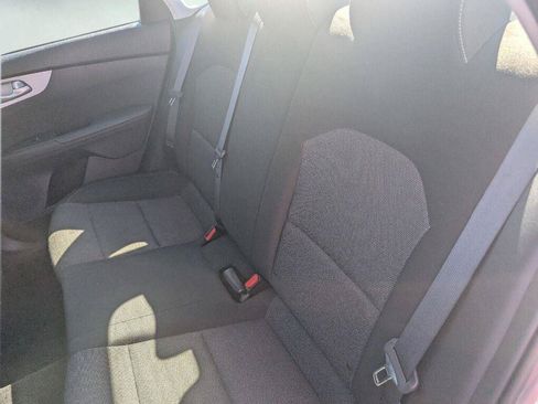 Used 2024 Kia Forte LXS FWD image 39