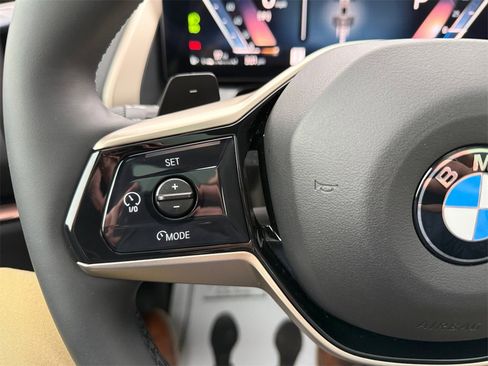 Used 2025 BMW X3 xDrive30i w/ Premium Package image 30