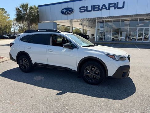 Used 2020 Subaru Outback Onyx Edition XT w/ Popular Package #2 image 1