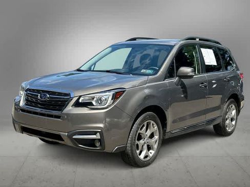 Used 2017 Subaru Forester 2.5i Touring AWD/4WD image 1