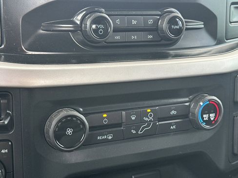 Used 2022 Ford F150 XLT image 21
