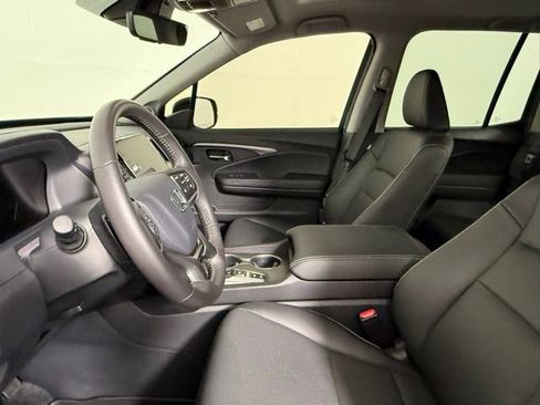 Used 2025 Honda Ridgeline RTL image 24
