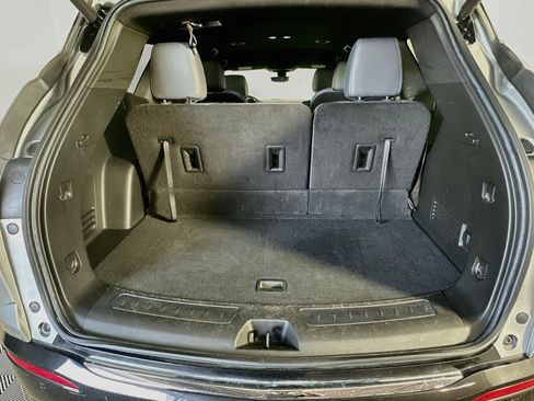 Used 2023 Buick Enclave Essence w/ Sport Touring Edition FWD image 30