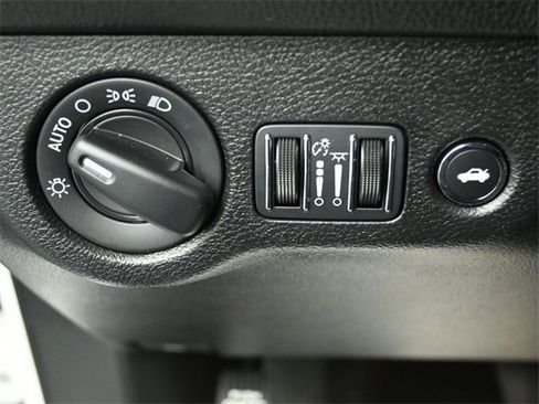 Used 2023 Dodge Challenger GT image 11