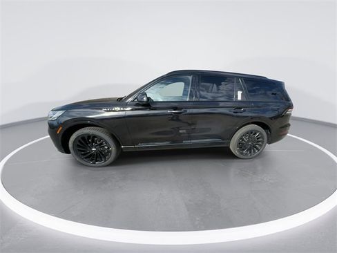 New 2026 Lincoln Aviator Reserve image 4