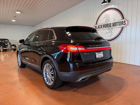 Used 2018 Lincoln MKX Reserve w/ Lincoln MKX Climate Package image 10