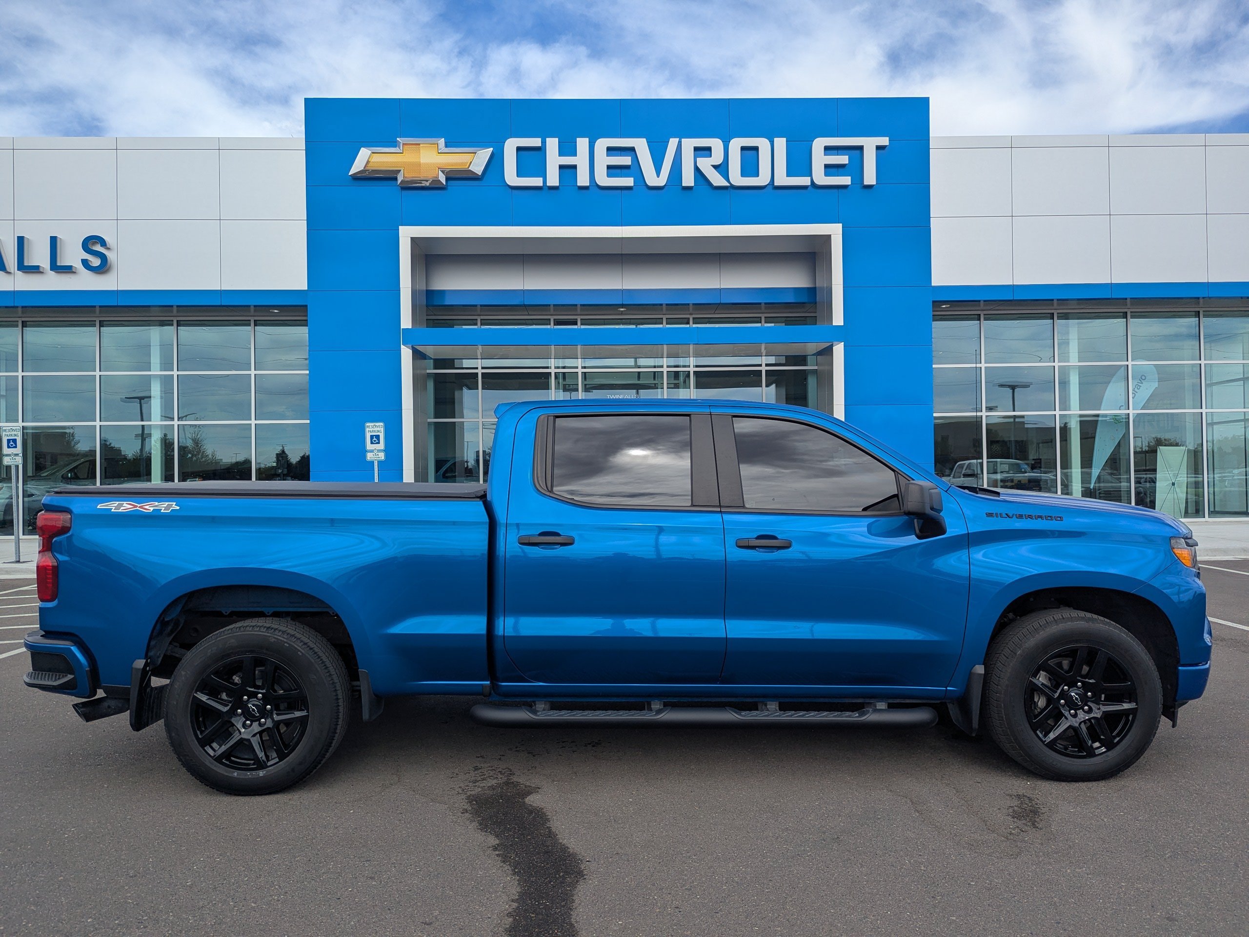 Certified 2024 Chevrolet Silverado 1500 Custom w/ Rally Edition AWD/4WD image 35