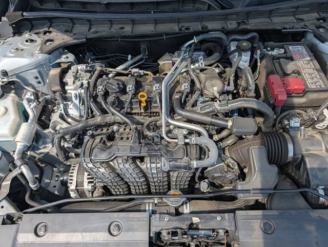 Used 2025 Nissan Altima 2.5 SV FWD image 22