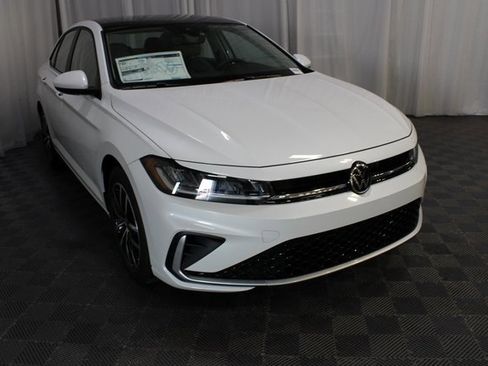 New 2026 Volkswagen Jetta SE image 29