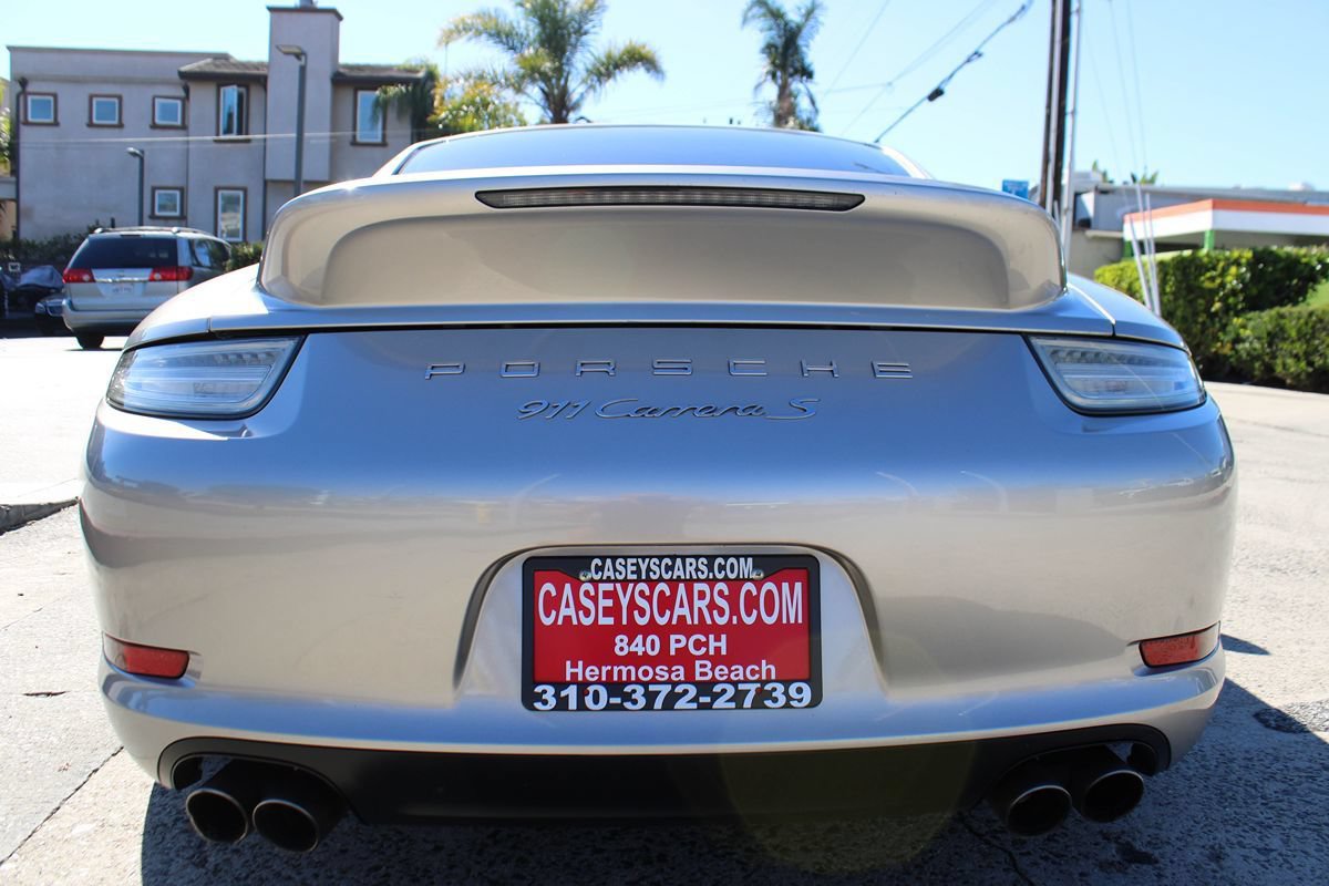 Used 2013 Porsche 911 Carrera S w/ Sportdesign Pkg RWD image 5
