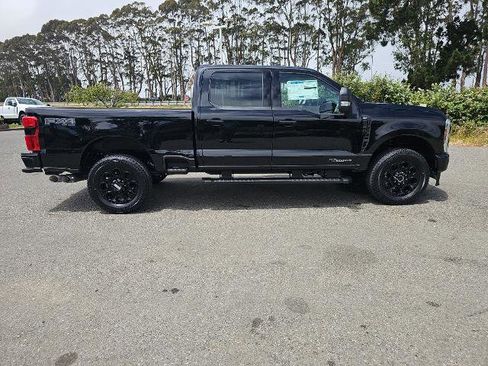New 2025 Ford F350 XLT w/ Black Appearance Package image 7