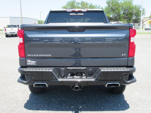 Used 2022 Chevrolet Silverado 1500 LT Trail Boss w/ LT Trail Boss Premium Package AWD/4WD image 6