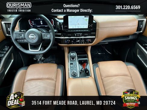 Used 2025 Nissan Pathfinder Platinum w/ Cargo Package AWD/4WD image 16