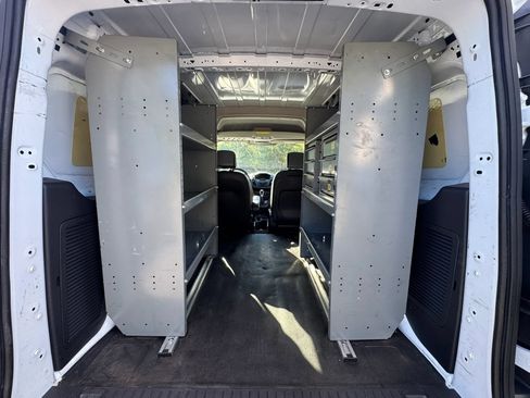 Used 2015 Ford Transit Connect XL FWD image 17