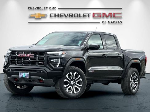 Used 2024 GMC Canyon AT4 w/ AT4 Premium Package image 7