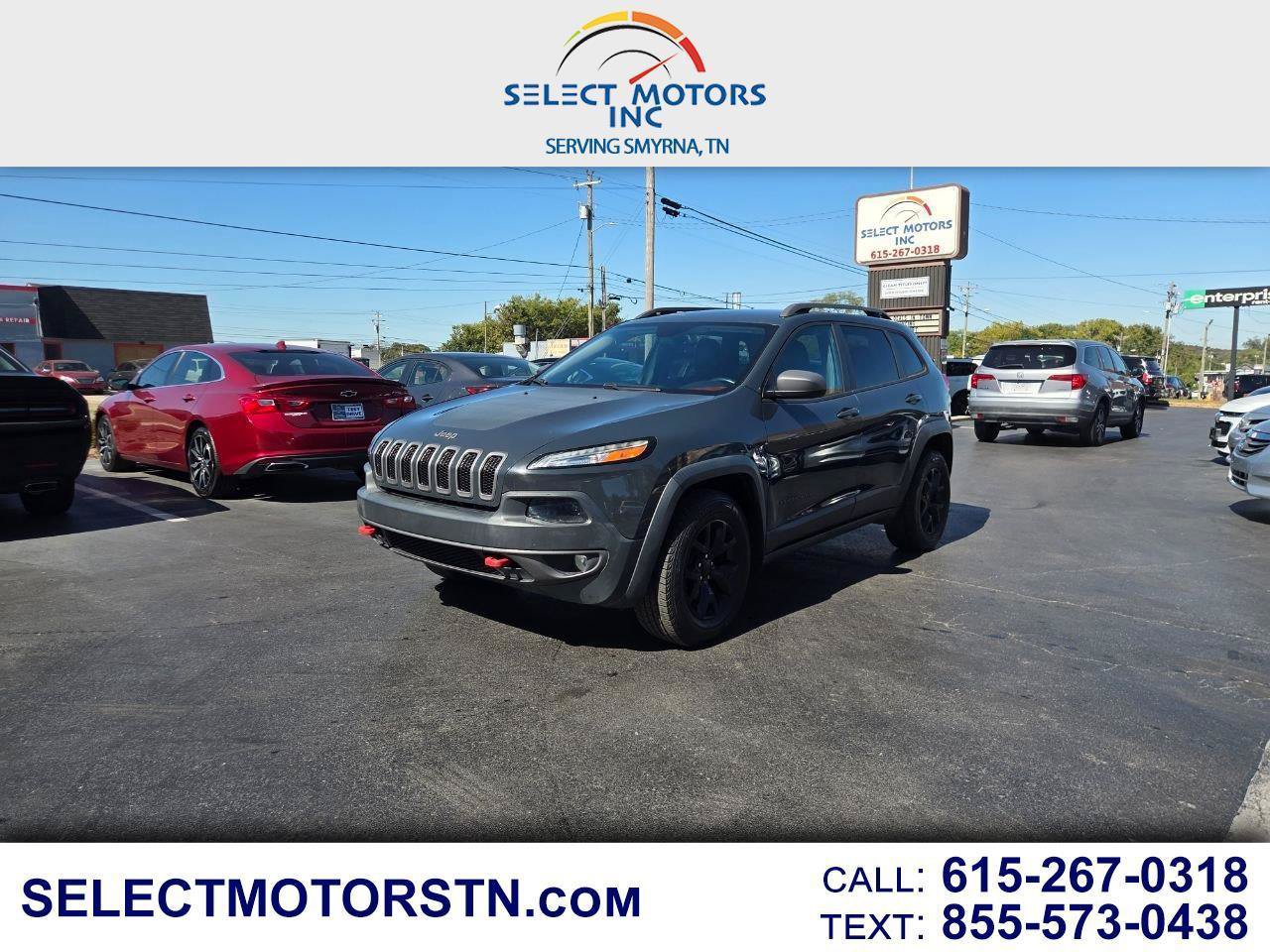 Used 2016 Jeep Cherokee Trailhawk w/ Comfort/Convenience Group AWD/4WD image 1