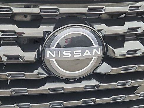 Used 2023 Nissan Kicks S FWD image 30