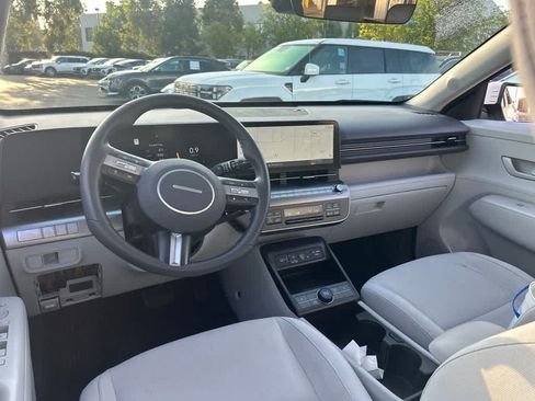 Used 2024 Hyundai Kona SEL w/ Convenience Package FWD image 6