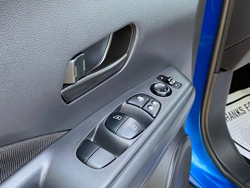 Used 2025 Nissan Kicks Play S FWD image 11