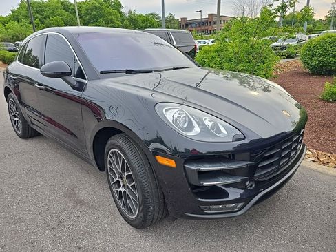 Used 2015 Porsche Macan Turbo AWD/4WD image 2