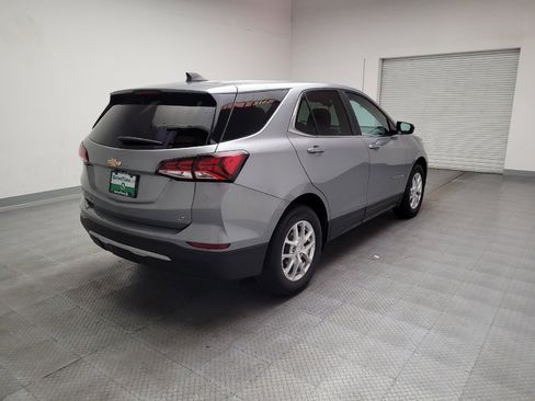 Used 2023 Chevrolet Equinox LT FWD image 9