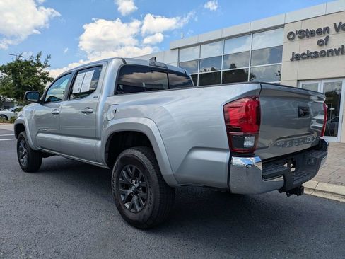 Used 2023 Toyota Tacoma SR5 AWD/4WD image 4