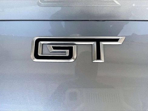Used 2025 Ford Mustang GT Premium image 31