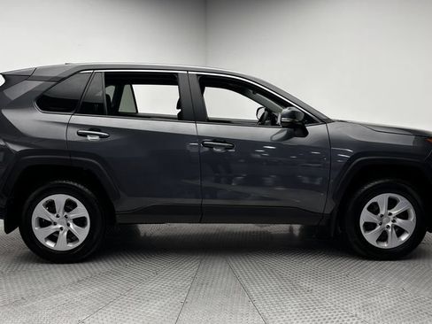Used 2023 Toyota RAV4 LE AWD/4WD image 40