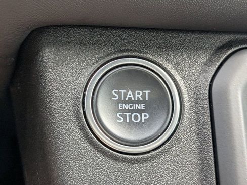 Used 2023 Land Rover Defender 110 V8 image 28