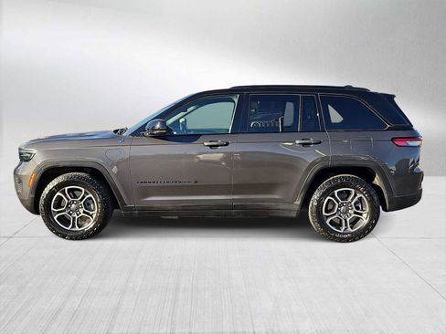 Used 2022 Jeep Grand Cherokee Trailhawk w/ Luxury Tech Group III image 5